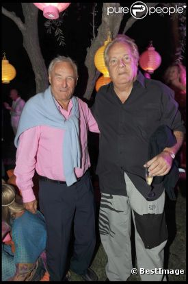 Gérard de Villiers à Saint Tropez en Aout 2010 avec son ami Massimo