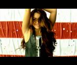 Miley Cyrus -  Party in the USA  - septembre 2009