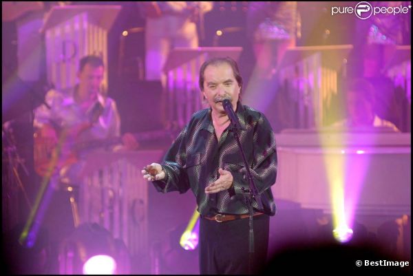 Pierre Vassiliu, sur le plateau des  Années bonheur , le 15 mai 2007.
