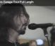 En avril 2011, tandis que paraissait leur album Wasting Light , Dave Grohl et les Foo Fighters honoraient une tournée des garages de fans démente !