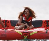 Rihanna en vacances à la Barbade le 4 août 2011