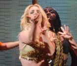 Britney Spears sur scène, en juin 2011.