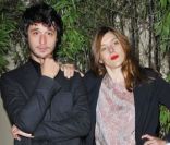 Valérie Donzelli et Jérémie Elkaïm, unis et complices lors de l'avant-première du film La guerre est déclarée à Paris le 30 août 2011