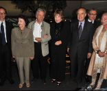 Leslie Caron, Constantin Costa Gravas, Shirley MacLaine, Frederic Mitterrand et Alexandra Stewart reçoit la Légion d'Honneur à Paris le 5 septembre 2011