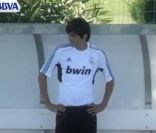 Enzo Zidane, fils de Zinédine Zidane a eu l'honneur de s'entraîner avec l'équipe professionnelle du Real Madrid