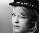 Clémence Poésy : Une beauté chapeautée, devant un Karl Lagerfeld inspiré