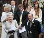 La famille royale au grand complet pour Peter Phillips et Antumn Kelly : ici la reine Elizabeth et le prince Philip