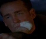 La mort de Mitch, le père de Dawson décède tragiquement à cause d'une boule de glace !