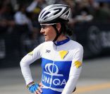 Jeannie Longo, 59 fois championne de France de cyclisme pourrait être suspendue pour avoir enfreint les règles de contrôle anti-dopage à plusieurs reprises