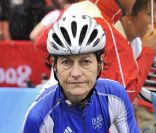 Jeannie Longo, 59 fois championne de France de cyclisme pourrait être suspendue pour avoir enfreint les règles de contrôle anti-dopage à plusieurs reprises