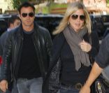 Jennifer Aniston et Justin Theroux, adorables, en balade à New York le 16 septembre 2011
