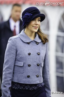  La princesse héritière Mary de Danemark inaugure et nomme un nouveau navire de la Marine nationale Holger Danske à Kalundborg au Danemark le 18 Septembre 2011 
 