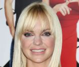 L'actrice Anna Faris, rayonnante, à l'avant-première de  (S)ex List  le 19 septembre 2011 au  Regency Village Theatre à Westwood, en Californie  