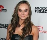 Madeline Carroll à l'avant-première de Machine Gun Preacher le 21 septembre 2011 à Los Angeles