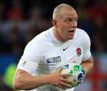 Zara Phillips assiste au match Angeleterre-Roumanie en Nouvelle-Zélande, à l'Otage Stadium de Dunedin, le 24 septembre 2011. Mike Tindall, son mari évolue en tant que capitaine de l'équipe anglaise.