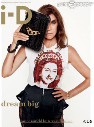 Carine Roitfeld en couverture du magazine i-D