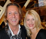 Mélanie Laurent et Alain Crevet lors de la soirée chez S.T. Dupont le 29 septembre 2011