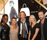 Emma de Caunes, Alain Crevet, Mélanie Laurent, Sean Hepburn et Aïssa Maïga lors de la soirée chez S.T. Dupont le 29 septembre 2011