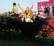 L'édition 2011 du Qatar Prix de l'Arc de Triomphe a vu le sacre inattendu de la pouliche allemande Danedream, auteure du nouveau record de l'épreuve. Un scénario explosif auquel célébrités et turfistes ont assisté à Longchamp.