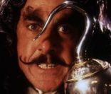 <em>Hook ou la Revanche du capitaine Crochet, Dustin Hoffman<br /></em>