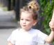 Michelle Monaghan, rousse et sa fille Willow à la sortie de la crèche, à Los Angeles, le 3 octobre 2011