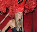 Anna dello Russo lors de la soirée Irreverent organisée par Carine Roitfeld chez Raspoutine le 4 octobre 2011 à Paris.