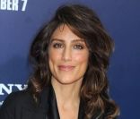 L'avant-première des Marches du Pouvoir de George Clooney, à New-York, le 5 octobre. Jennifer Esposito est connue pour son rôle dans la sitcom Samantha qui?, avec Christina Applegate. 