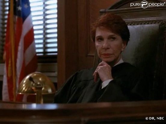 Doris Belack, vue notamment dans  Tootsie  et les séries policières  New York , est décédée à Manhattan le 4 octobre 2011, à 85 ans, quatre mois après son mari.