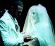  Lady Gaga et Taylor Kinney dans le clip de  Yoü and I , en août 2011, où ils finissent par se marier... un clip prémonitoire ? 