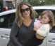 Sarah Jessica Parker, décontractée, va chercher ses jumelles à l'école, à New York. 11 octobre 2011.