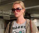 Charlize Theron dans Young Adult.<br />