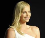 Charlize Theron le 27 février 2011 à Los Angeles.