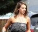 Jessica Alba fait du shopping. Vendredi 14 octobre 2011