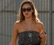 Jessica Alba fait du shopping. Vendredi 14 octobre 2011