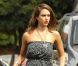 Jessica Alba fait du shopping. Vendredi 14 octobre 2011