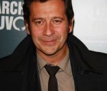 Laurent Gerra arrive à la projection des Marches du pouvoir, le 18 octobre 2011, à Paris.
