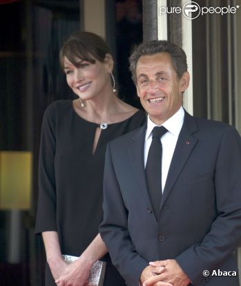 Carla Bruni-Sarkozy et son époux Nicolas en mai 2011. 