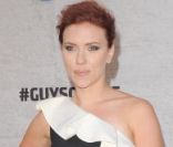 Scarlett Johansson le 4 juin 2011 à Los Angeles.