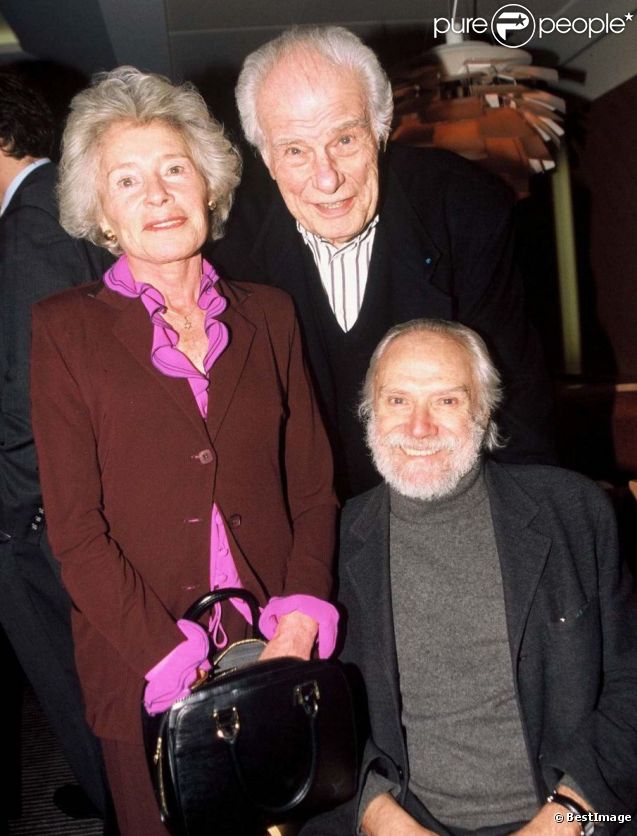 Jean Amadou avec Claude Sarraute et Georges Moustaki en janvier 2002 