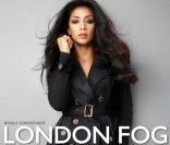 Nicole Scherzinger use de tout ses charmes, pour le plus grand bonheur de London Fog.<br />