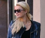 Paris Hilton se rend à son bureau. Beverly Hills, le 27 octobre 2011.<br />