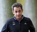 Nicolas Sarkozy fait son jogging dans les allées du château de Versailles, le 30 octobre 2011