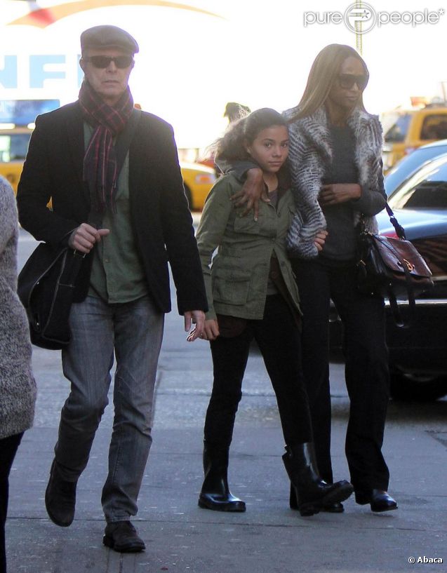 David Bowie et sa femme Iman vont chercher leur fille Alexandria à l'école, à New York le vendredi 4 novembre 2011