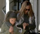 Iman Bowie et sa fille Alexandria, à New York le vendredi 4 novembre 2011