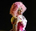 Nicki Minaj sur le tournage du clip  Fireball , à Los Angeles, le 6 novembre 2011.