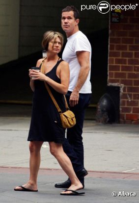Dylan Walsh et sa nouvelle compagne à Los Angeles en juillet 2011