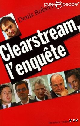 Denis Robert a publié l'ouvrage  Clearstream : l'enquête .