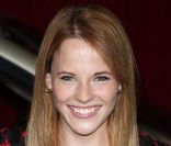 Katie Leclerc le 12 novembre 2011 à Los Angeles