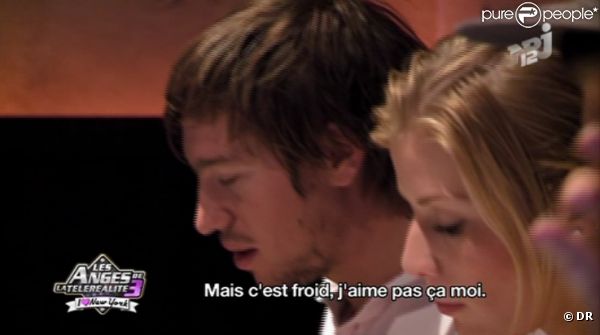 Mickaël se plaint dans Les Anges de la télé-réalité 3 le jeudi 17 novembre 2011 sur NRJ 12