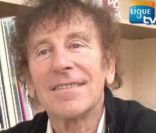 Alain Souchon sur l'album  À cause d'elles  et son engagement à Ligue TV, novembre 2011.